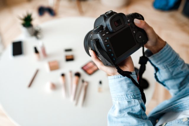 Prestations de photographie : les organisations professionnelles renoncent aux grilles tarifaires unifiées (Conseil de la Concurrence) Prestations de photographie : les organisations professionnelles renoncent aux grilles tarifaires unifiées (Conseil de la Concurrence)