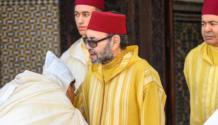 Sa Majesté le Roi reçoit les nouveaux ambassadeurs du Maroc Sa Majesté le Roi reçoit les nouveaux ambassadeurs du Maroc