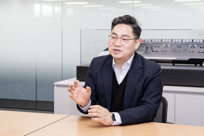 Trains, tactique et diplomatie : comment Hyundai Rotem a séduit le Maroc Trains, tactique et diplomatie : comment Hyundai Rotem a séduit le Maroc