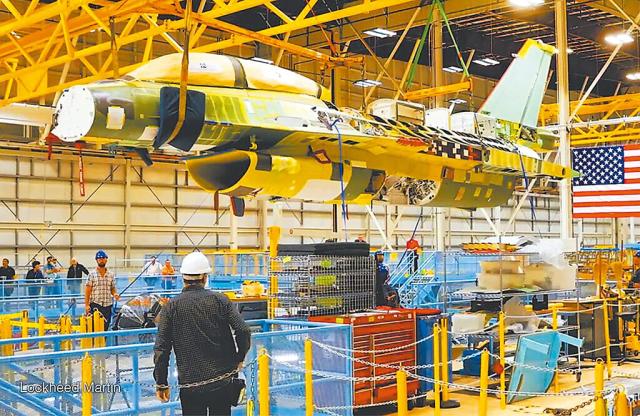 Le Maroc en passe de produire des composants pour les F-16 américains Le Maroc en passe de produire des composants pour les F-16 américains