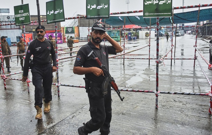 L'Inde et le Pakistan s'accusent d'attaques de drones après une journée meurtrière L'Inde et le Pakistan s'accusent d'attaques de drones après une journée meurtrière