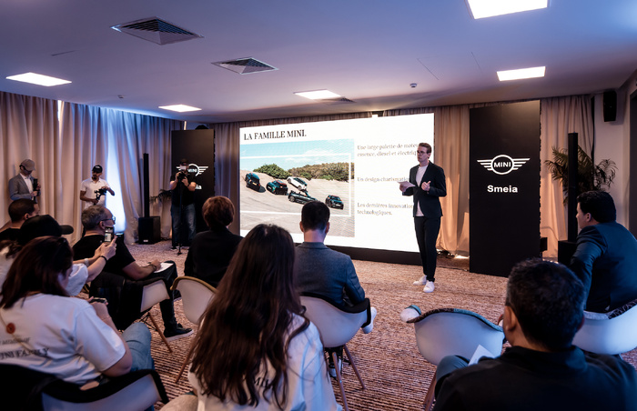 Conférence de presse de présentation de la nouvelle gamme MINI, à Marrakech.