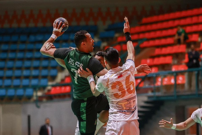 MDS vs FAR MDS vs FAR