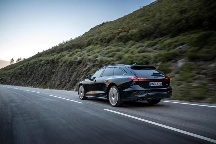 Break - Audi A6 Avant 2.0 TDI quattro S line, sixième génération mais comme « Avant »