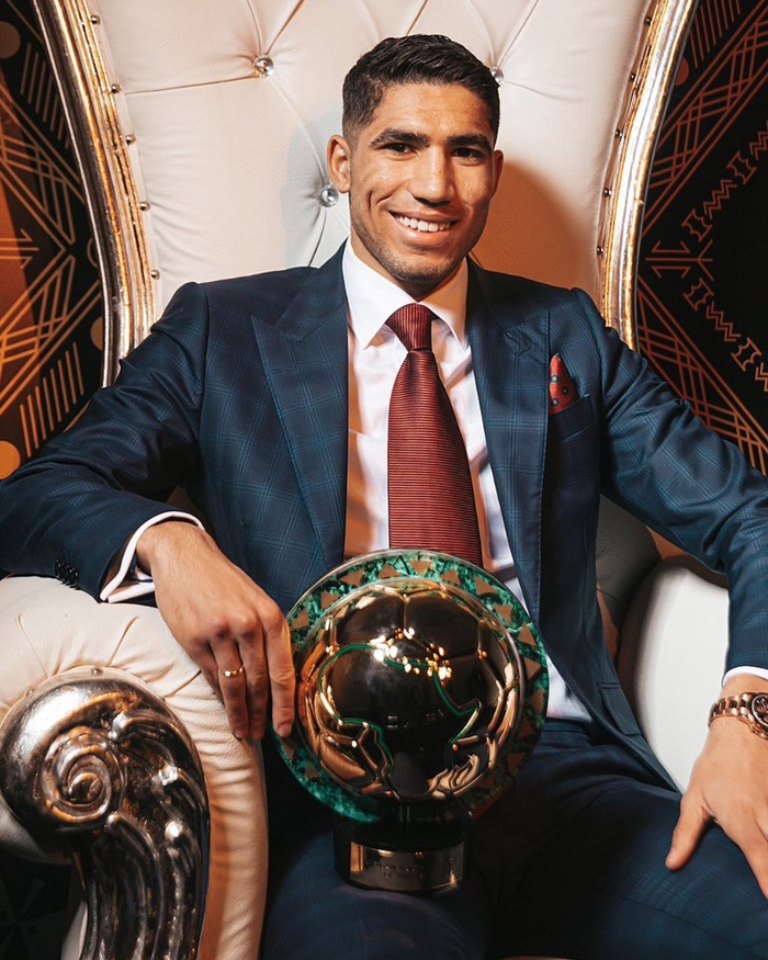 Ballon d’Or africain 2025 : Pas besoin de voter, donnez- le à HAKIMI ! Ballon d’Or africain 2025 : Pas besoin de voter, donnez- le à HAKIMI !
