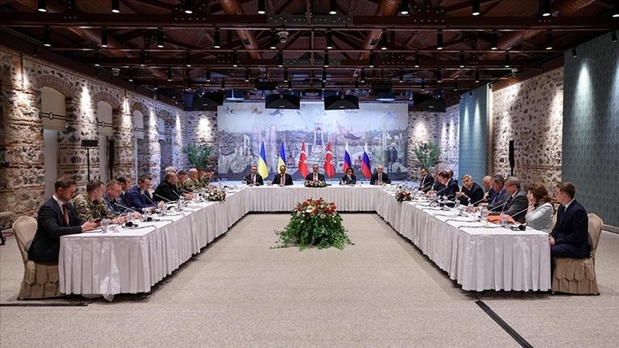 Istanbul : Ouverture des pourparlers de paix Russie-Ukraine facilités par la Turquie