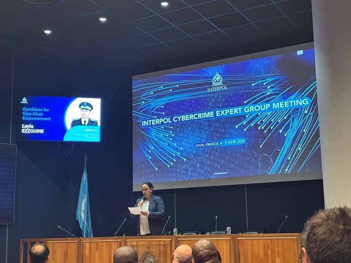 Interpol : la Marocaine Leïla Zouine élue vice-présidente du Groupe d'experts mondial sur la cybercriminalité Interpol : la Marocaine Leïla Zouine élue vice-présidente du Groupe d'experts mondial sur la cybercriminalité