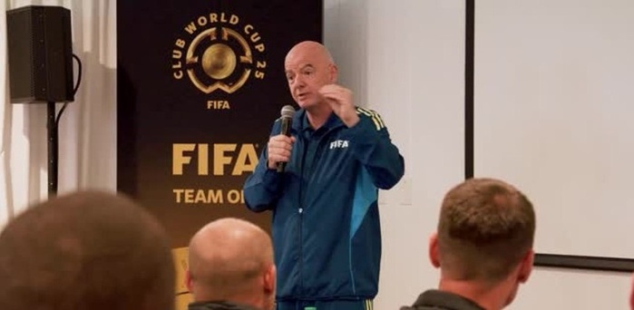 CDM des Clubs / Arbitrage : Infantino en visite chez… Hamza El Fariq ! CDM des Clubs / Arbitrage : Infantino en visite chez… Hamza El Fariq !