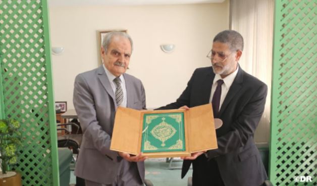 Signature à Rabat d’un accord pour l’impression de 3.000 exemplaires du Saint Coran en braille Signature à Rabat d’un accord pour l’impression de 3.000 exemplaires du Saint Coran en braille
