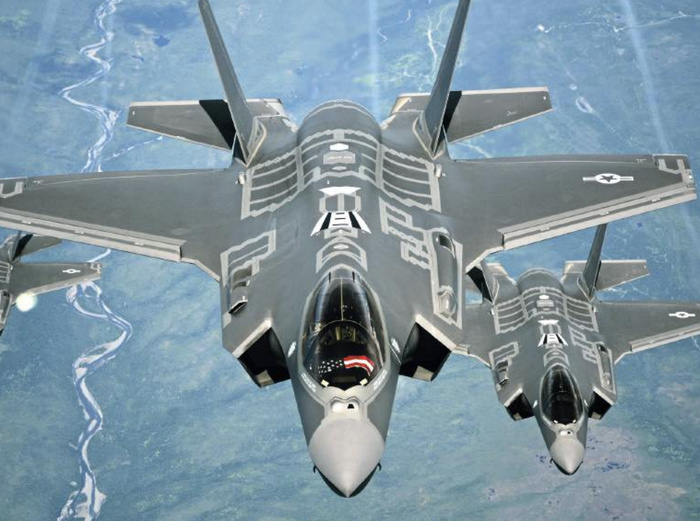 Depuis 2021, les bruits courent sur une supposée volonté du Maroc d’obtenir le F-35. Depuis 2021, les bruits courent sur une supposée volonté du Maroc d’obtenir le F-35.