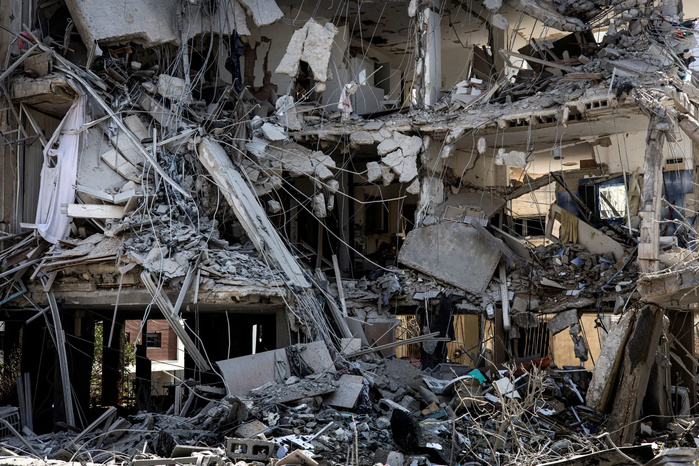 Israël: 19 blessés à Haifa après des tirs de missiles iraniens, un immeuble touché Israël: 19 blessés à Haifa après des tirs de missiles iraniens, un immeuble touché