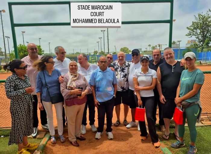 À l'issue d'une journée mémorable… Court N°3 du Stade Marocain baptisé “Court Mohammed Belaoula”! À l'issue d'une journée mémorable… Court N°3 du Stade Marocain baptisé “Court Mohammed Belaoula”!