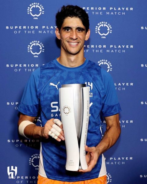 CDM Clubs 25 : Yassine Bounou ‘’Meilleur joueur’’ du match Al Hilal – Pachuca ! CDM Clubs 25 : Yassine Bounou ‘’Meilleur joueur’’ du match Al Hilal – Pachuca !