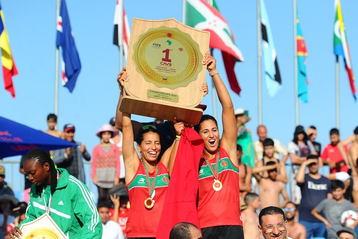 Beach-volley: Les sélections marocaines remportent le Championnat d’Afrique et accèdent aux Mondiaux en Australie Beach-volley: Les sélections marocaines remportent le Championnat d’Afrique et accèdent aux Mondiaux en Australie