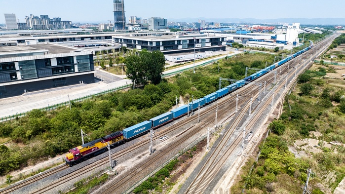 Chine-Maroc : Pékin inaugure une route ferrée via l’Europe à destination de Tanger Chine-Maroc : Pékin inaugure une route ferrée via l’Europe à destination de Tanger