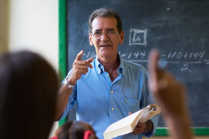 Lancement de la plateforme numérique "DUTACL" pour l’évaluation du niveau de français des enseignants des disciplines non linguistiques Lancement de la plateforme numérique "DUTACL" pour l’évaluation du niveau de français des enseignants des disciplines non linguistiques