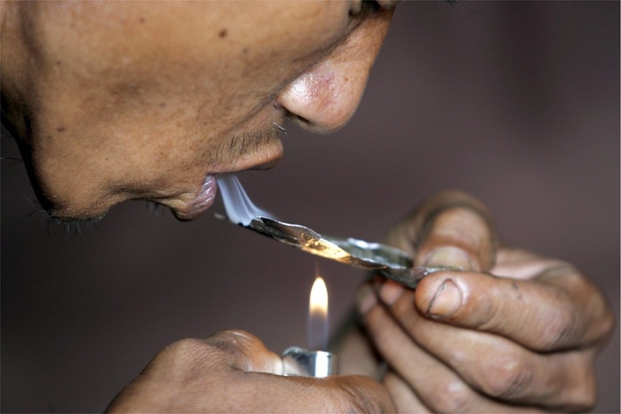Usage de drogues : Au Maroc, notre jeunesse mord au « hook » ! [INTÉGRAL]