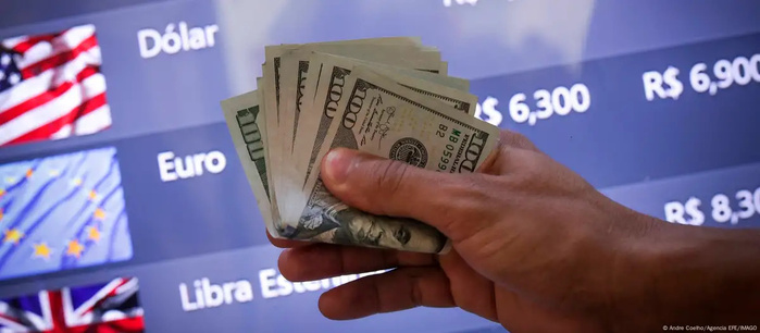 États-Unis : Les transferts d’argent des immigrés davantage taxés États-Unis : Les transferts d’argent des immigrés davantage taxés