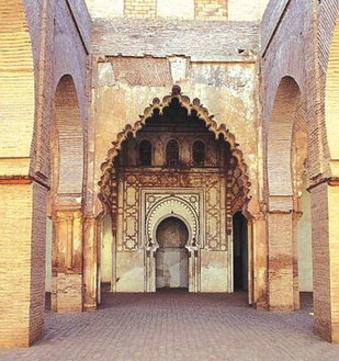 Rétro-Verso : Mosquée de la Kasbah de Tanger, fleuron de la reconquête spirituelle