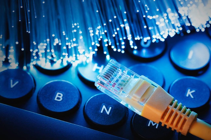Internet haut débit : Le Maroc progresse, mais les inégalités persistent