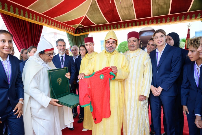 Fête du Trône : SM le Roi Mohammed VI reçoit la sélection nationale féminine de football Fête du Trône : SM le Roi Mohammed VI reçoit la sélection nationale féminine de football