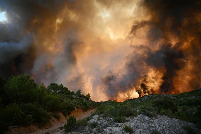 France : Le plus gros incendie de l'été France : Le plus gros incendie de l'été