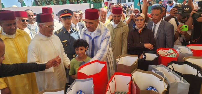 Remise d'un Dons Royaux aux Chorfas Amghariyines à l’occasion du Moussem Moulay Abdallah Amghar 2025 Remise d'un Dons Royaux aux Chorfas Amghariyines à l’occasion du Moussem Moulay Abdallah Amghar 2025