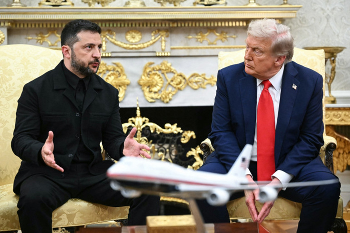 Volodymyr Zelensky et Donald Trump à la Maison-Blanche, le 18 août 2025 Crédit : Mandel NGAN / AFP