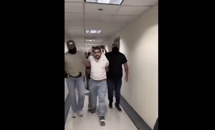 Un séparatiste du Polisario expulsé manu militari des États-Unis (vidéo) Un séparatiste du Polisario expulsé manu militari des États-Unis (vidéo)