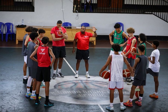 Afro basket U16 : Les Lionceaux rejoignent les Lioncelles à Kigali Afro basket U16 : Les Lionceaux rejoignent les Lioncelles à Kigali