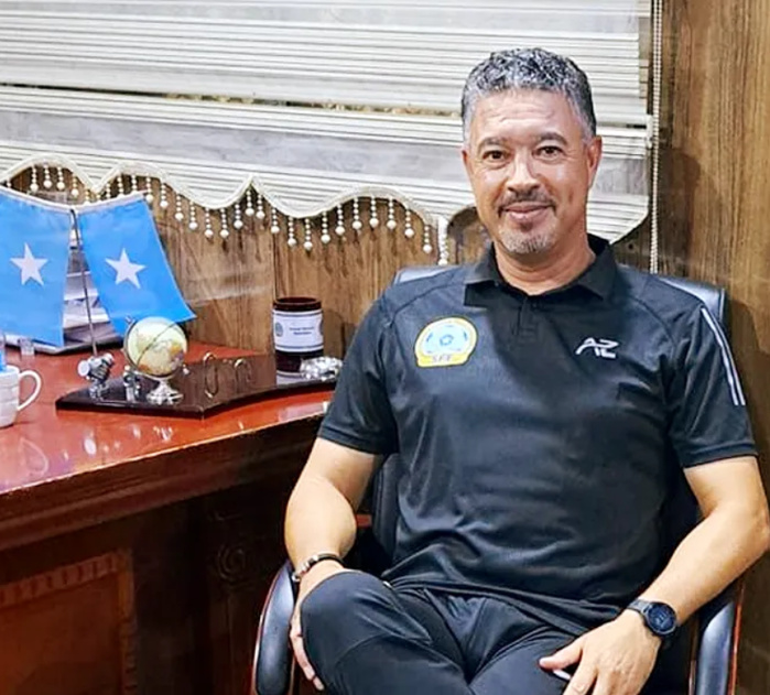 Africafoot.com / Transfert : Mustapha El Haddaoui et Rachid Louski se prononcent sur les cas Ziyech, Aguerd, Igamane