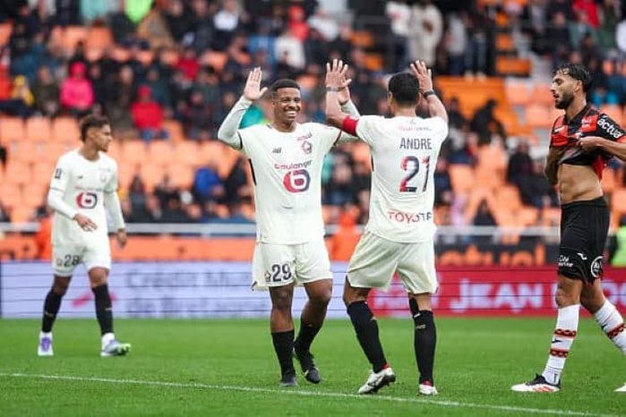 Africafoot.com / Transfert : Mustapha El Haddaoui et Rachid Louski se prononcent sur les cas Ziyech, Aguerd, Igamane