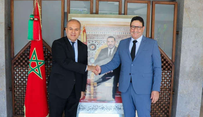 À droite le ministre du Transport et de la Logistique, Abdessamad Kayouh. À gauche l’ambassadeur d’Égypte au Maroc, Ahmed Nehad Abdel Latif. À droite le ministre du Transport et de la Logistique, Abdessamad Kayouh. À gauche l’ambassadeur d’Égypte au Maroc, Ahmed Nehad Abdel Latif.