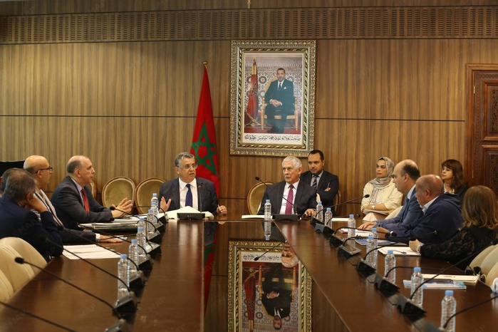 Chambre des conseillers: Présentation en commission de cinq projets de loi relatifs au secteur de la justice Chambre des conseillers: Présentation en commission de cinq projets de loi relatifs au secteur de la justice