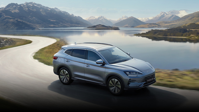 Auto Expo 2025 - Quels sont les SUV hybrides phares du Salon ?