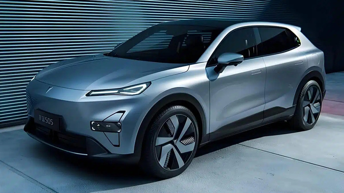 Auto Expo 2025 - Quels sont les SUV hybrides phares du Salon ?