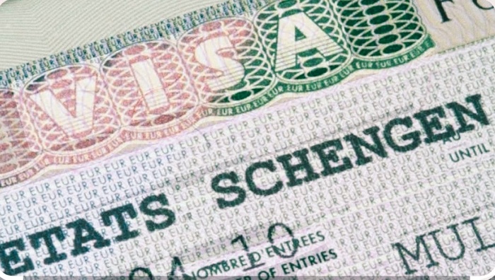 Casablanca – Visa fantôme : la nasse maroco-italienne se referme sur les faussaires de l’ombre Casablanca – Visa fantôme : la nasse maroco-italienne se referme sur les faussaires de l’ombre