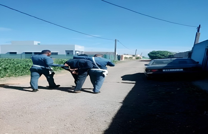 Khmiss Mtouh : Un simple contrôle routier révèle une découverte macabre Khmiss Mtouh : Un simple contrôle routier révèle une découverte macabre