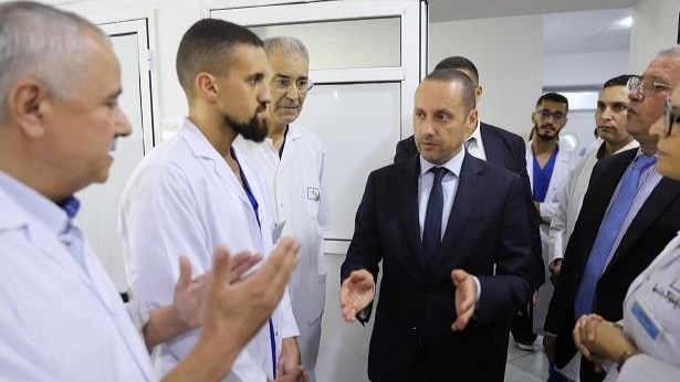 Le Ministre de la Santé en tournée dans les hôpitaux à Tétouan 