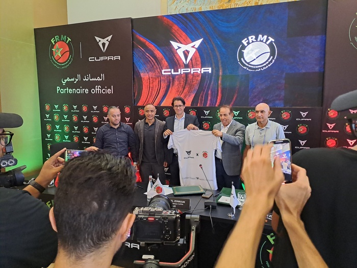 Cupra s’associe à la FRMT pour promouvoir le Padel au Maroc Cupra s’associe à la FRMT pour promouvoir le Padel au Maroc