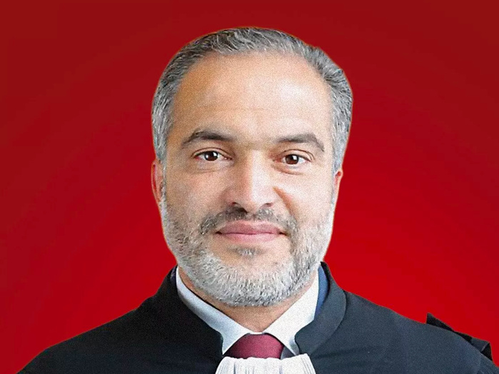 Maître Lahcen Dadsi, avocat au Barreau de Casablanca Maître Lahcen Dadsi, avocat au Barreau de Casablanca