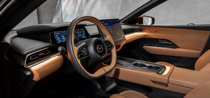 Berline électrique - Mazda 6 e, deuxième tentative transformée Berline électrique - Mazda 6 e, deuxième tentative transformée