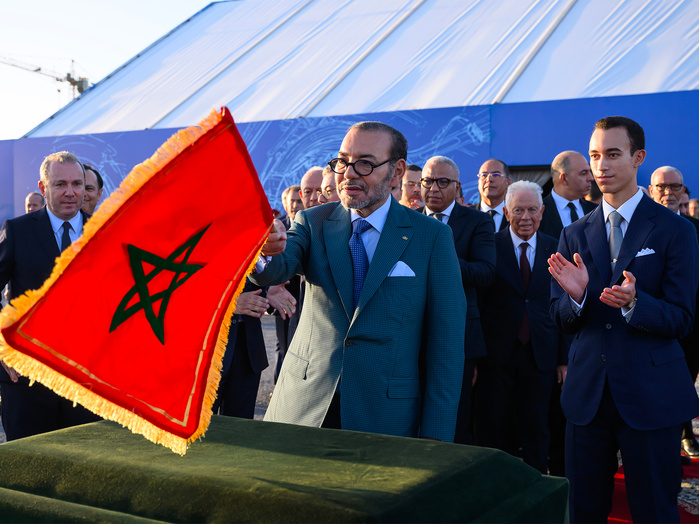 Nouaceur : SM le Roi préside la cérémonie de présentation et de lancement des travaux de réalisation du complexe industriel de "moteurs d’avions" du groupe Safran Nouaceur : SM le Roi préside la cérémonie de présentation et de lancement des travaux de réalisation du complexe industriel de "moteurs d’avions" du groupe Safran