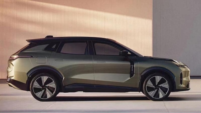 SUV hybride rechargeable - Lynk & Co 08, autonomie record