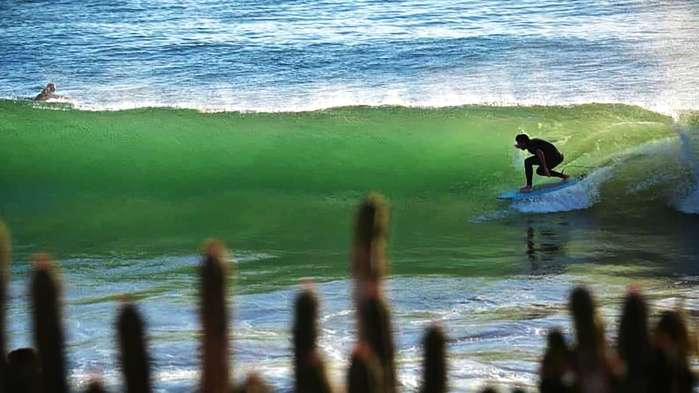 La World Surf League rend hommage à la Marche Verte depuis Taghazout Bay