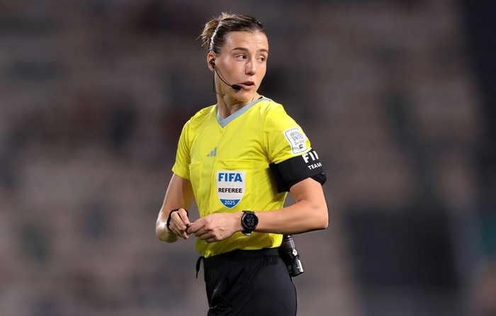 L'Espagnole Olatz Rivera Olmedo arbitre de la Finale