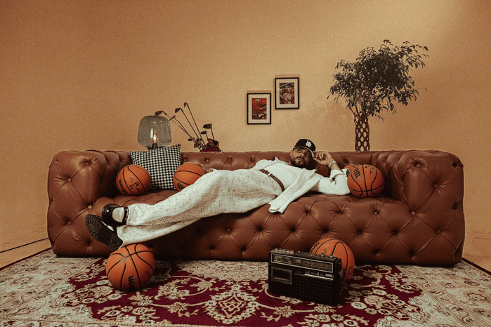 Interview avec Ouenza : « Ce n’est pas parce que je porte du rose que je n’ai pas fait de l’underground » Interview avec Ouenza : « Ce n’est pas parce que je porte du rose que je n’ai pas fait de l’underground »