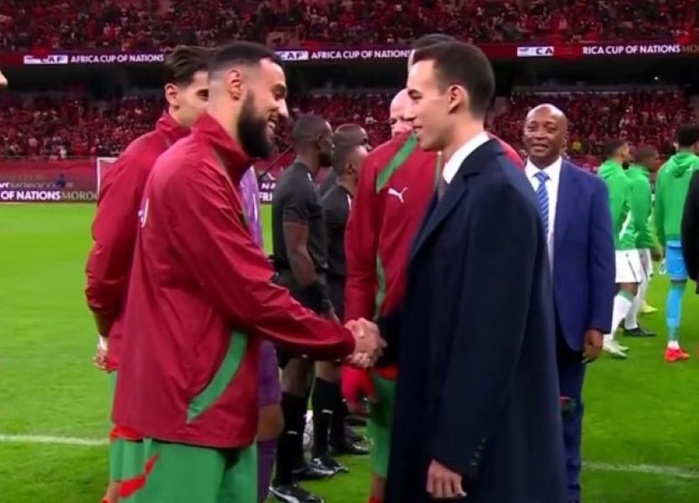 CAN 2025 : SAR le Prince Héritier Moulay El Hassan donne le coup d’envoi symbolique de la compétition CAN 2025 : SAR le Prince Héritier Moulay El Hassan donne le coup d’envoi symbolique de la compétition