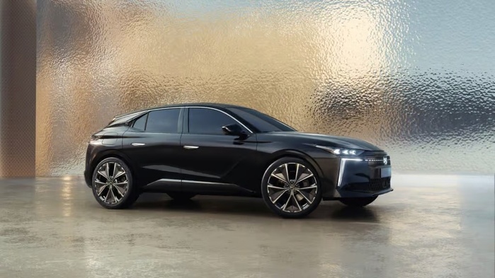 Berline électrique - DS N°4, une française pour concurrencer les allemandes Berline électrique - DS N°4, une française pour concurrencer les allemandes