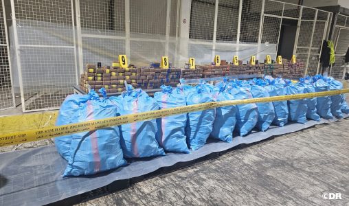Port Tanger-Med: mise en échec d'une tentative de trafic de plus de 8,1 tonnes de chira